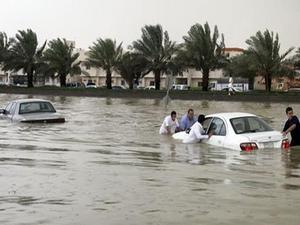 الأمطار في السعودية .. هل لا يزال الخطر قائما؟
