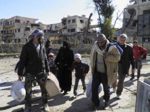 Heridos cuatro miembros de la Media Luna Roja en la evacuación de Homs