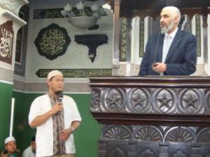 Dr. Ragheb visits Indonesia